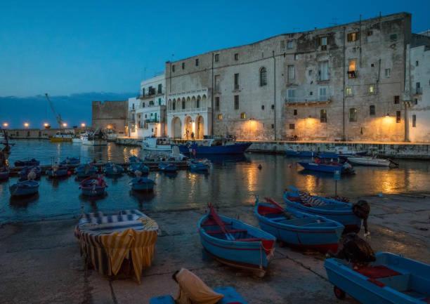 Palazzo Cacace Apartment Монополи Екстериор снимка